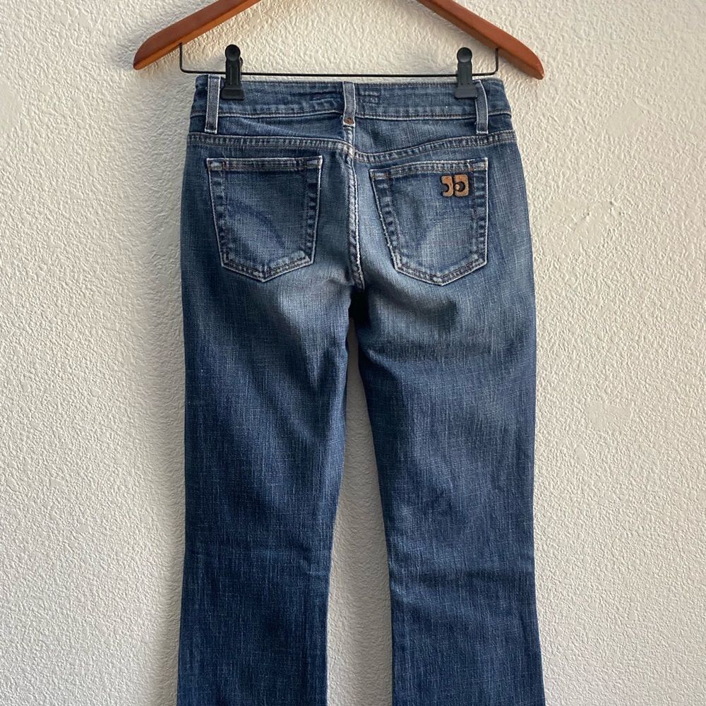 Joe's Jeans The Honey Boot Cut in Gigi Jeans Low Rise 25 x 31 Medium Wash